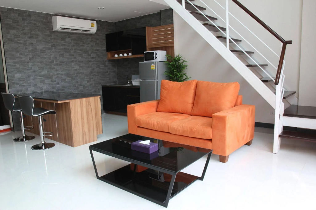 D-Box Hostel