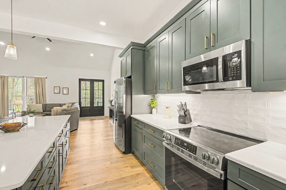 Holiday House by Taylor Made Deep Creek