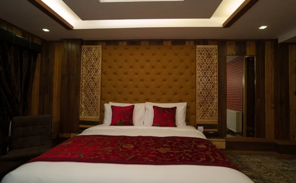 The Rosewood Hotel