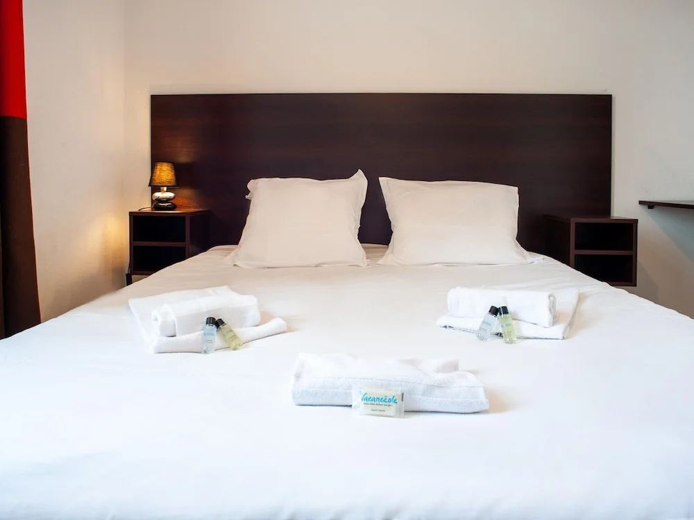6-guest Stay With Wellness Area