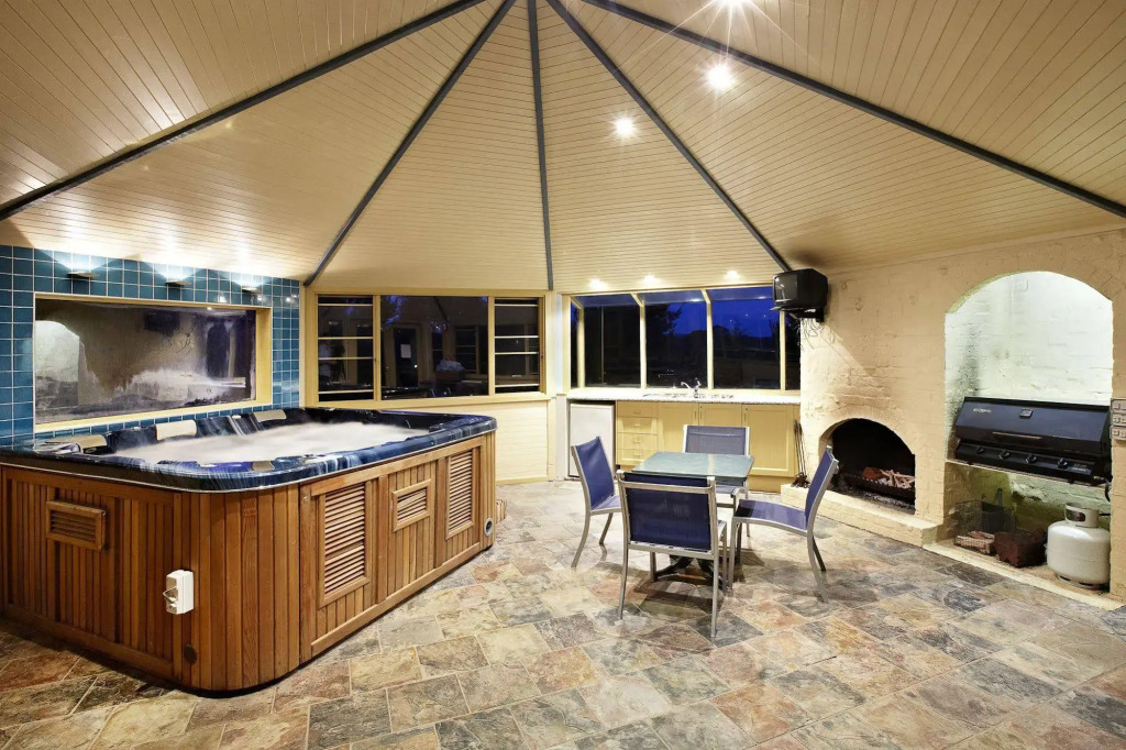 Lawson Lodge
