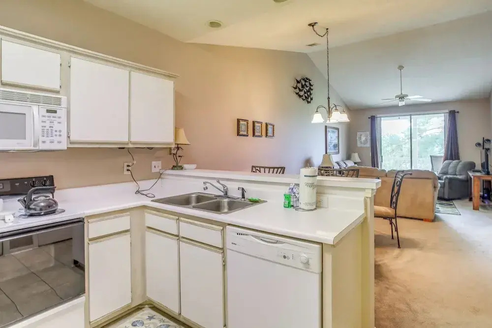 Golf Getaway w/ Pool Access in Myrtle Beach!
