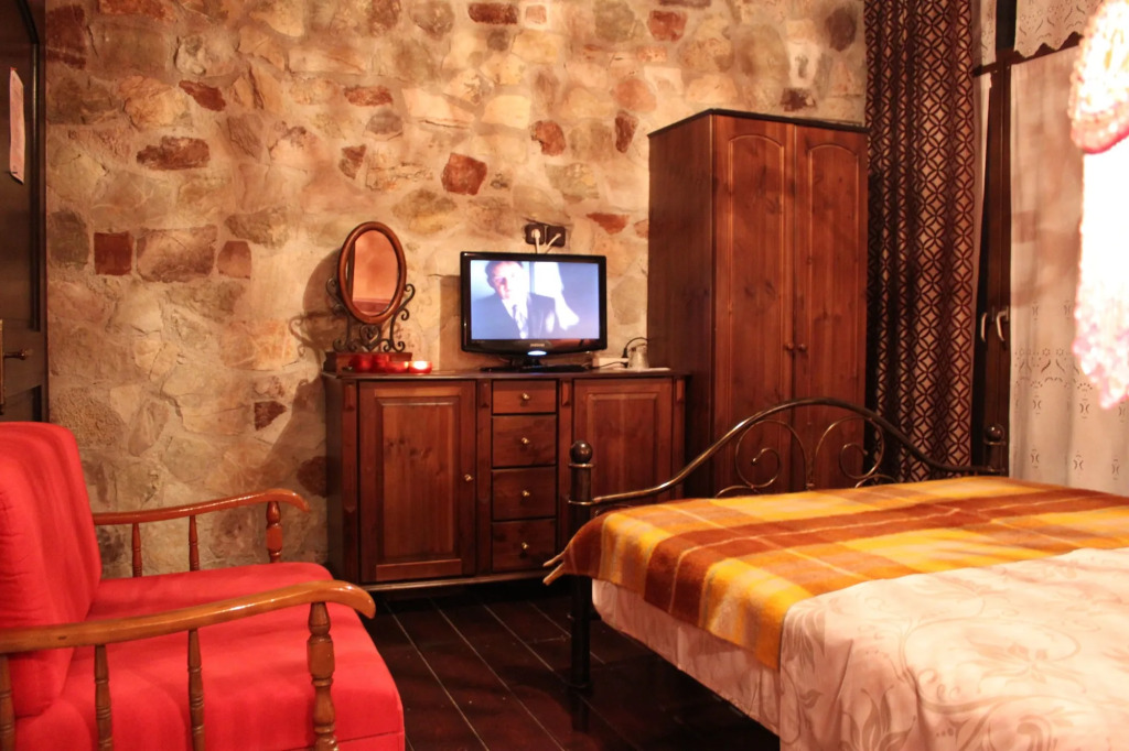 Monastiri Guesthouse