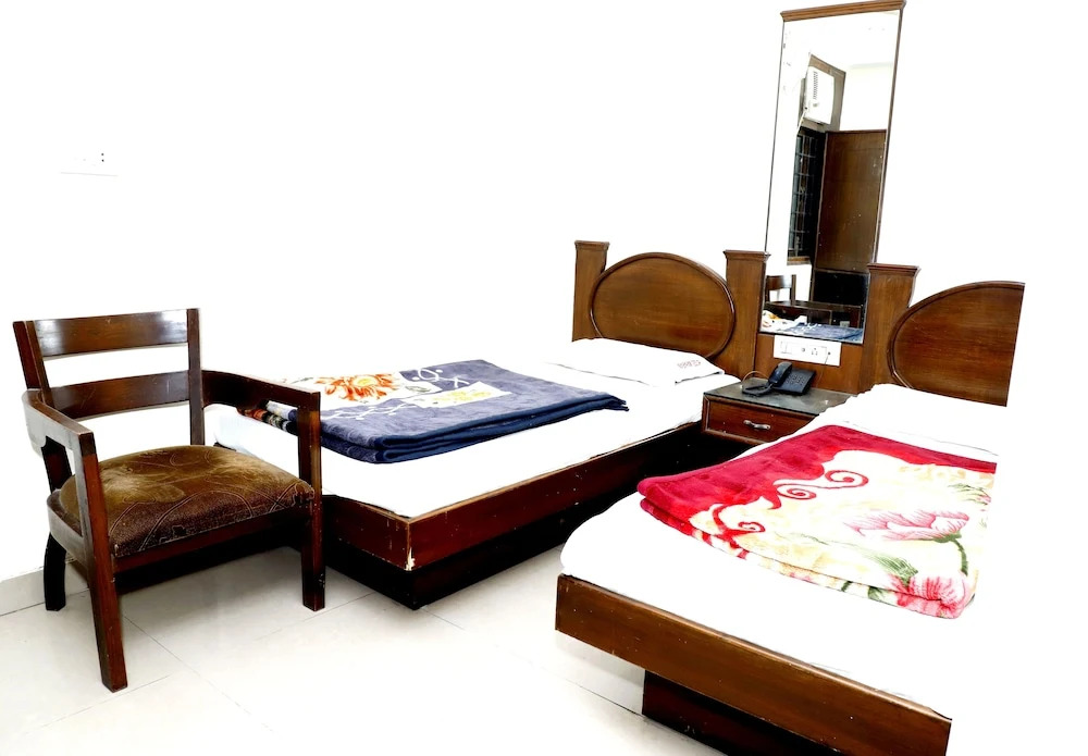 Hotel Maharani -New Delhi Railway Station - Paharganj