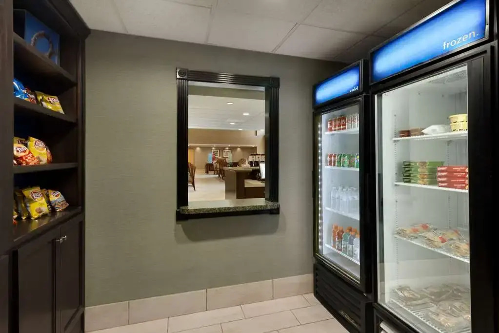 Hampton Inn And Suites Birmingham-east I-20