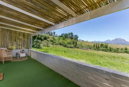 Wildlife Retreat on a Wine-Farm