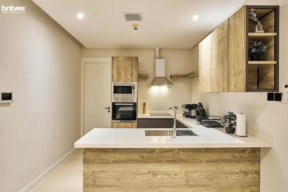 bnbmehomes-3BR nr Wonder Garden-B12