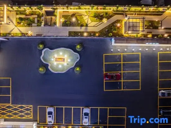 Yiju Hotel Shantou MixC (Longyan South Road Food Street Branch)