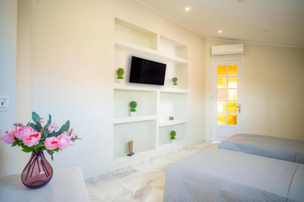 Villa Sophie - Sunny Retreat