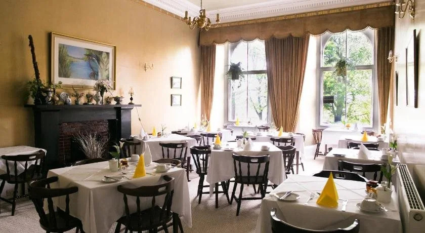Halcyon Hotel