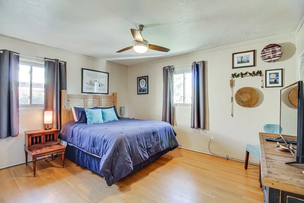 Dog-friendly Albuquerque Home: 1 Mi to U of NM!