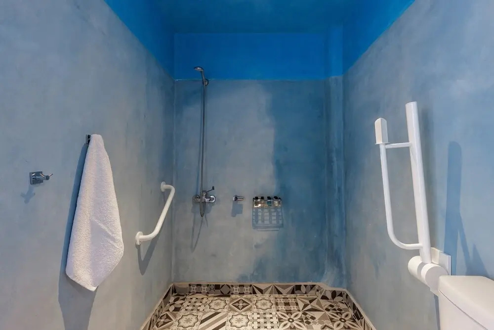 Villa - Sleeps 5 - Private Heated Pool-parking