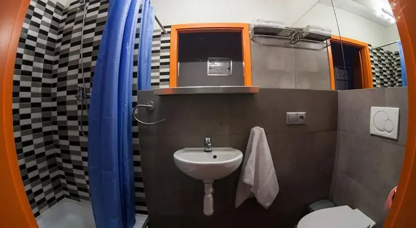 LazeMaze Hostel