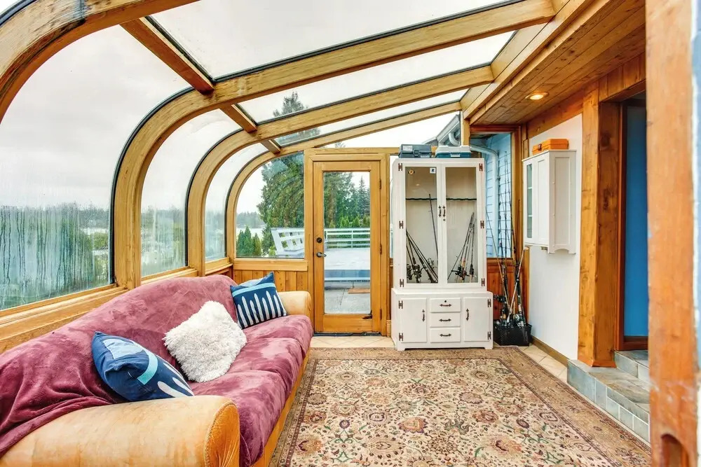 Tacoma Home on Steilacoom Lake w/ Dock!