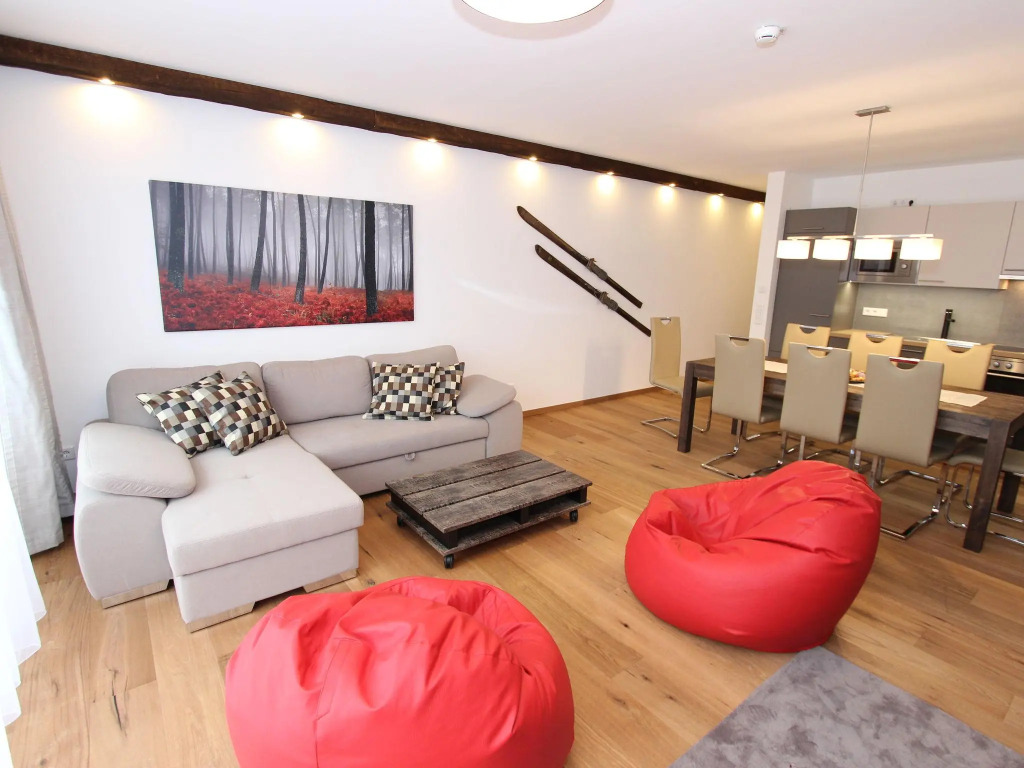 Cozy Apartment in Neukirchen am Großvenediger near Ski Area