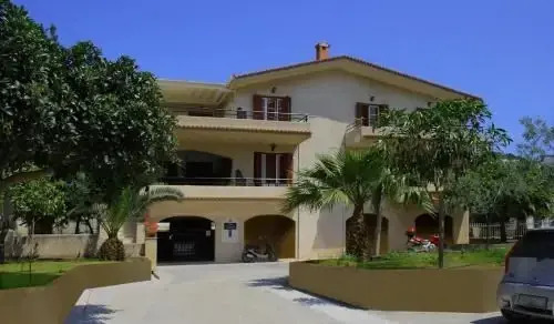 Villa Yiotevi