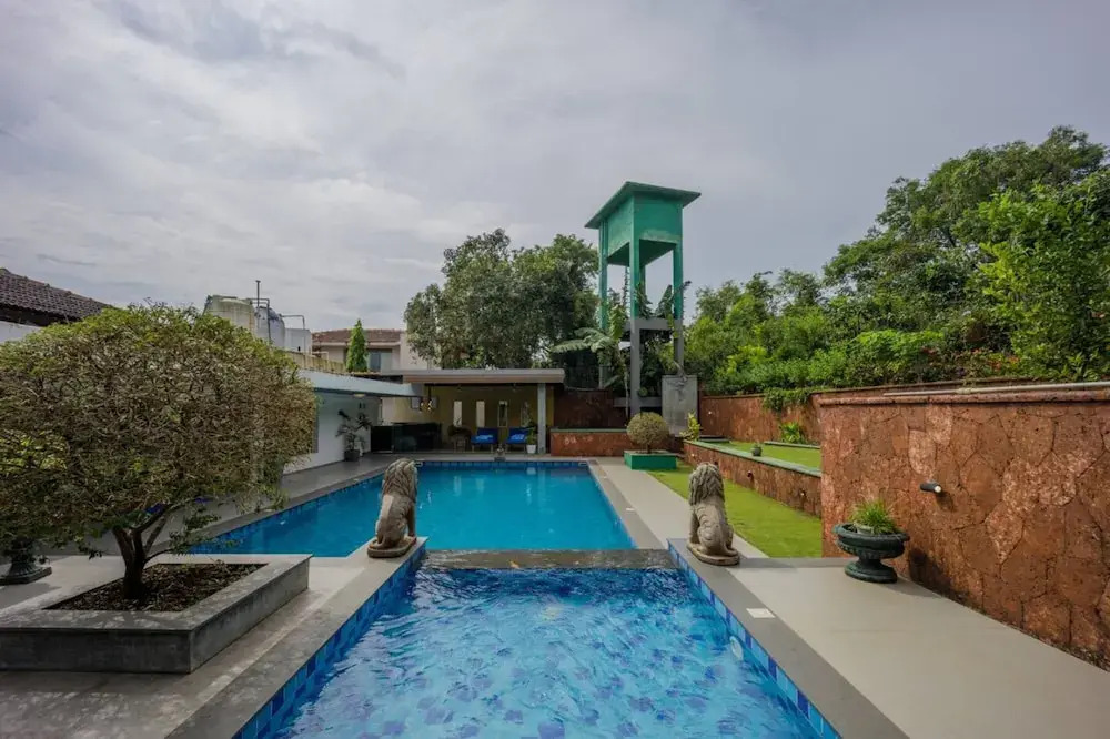 Stunning Hilltop 3BR Villa w Pool and River View