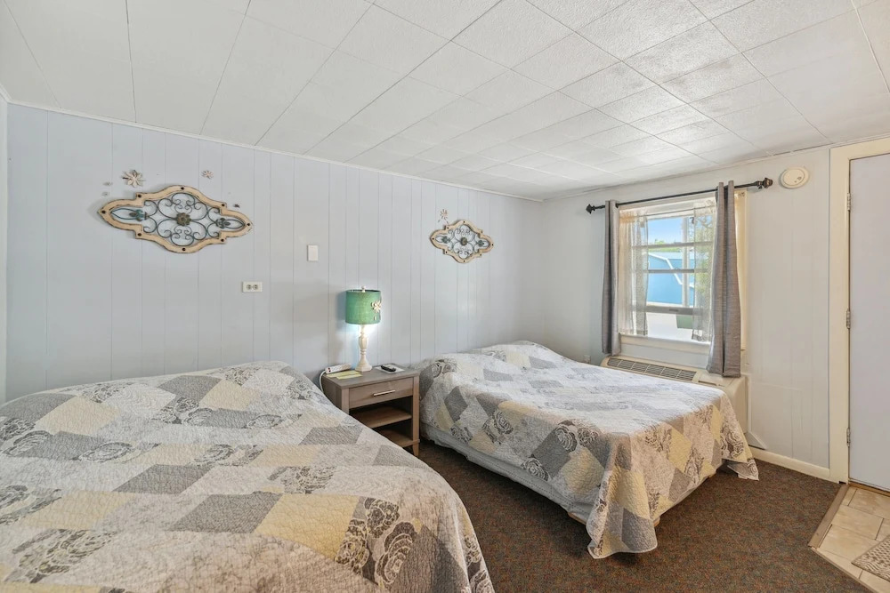 Sunset Acres Motel