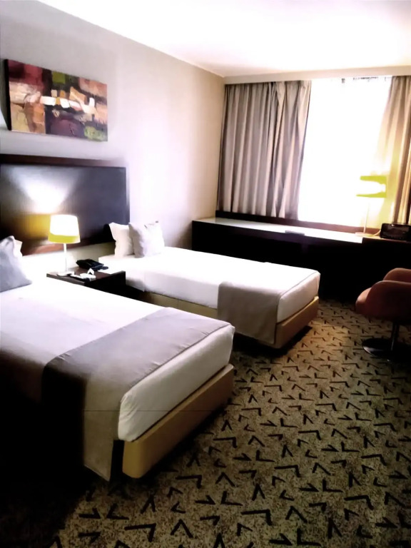 Skyna Hotel