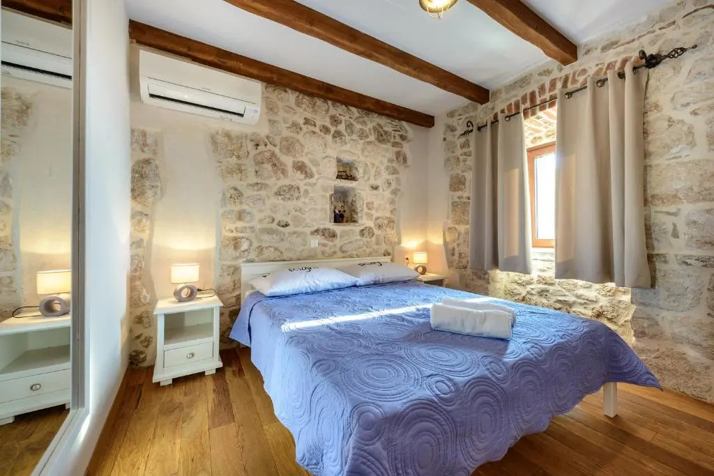 Villa Stone-Exceptional private Estate