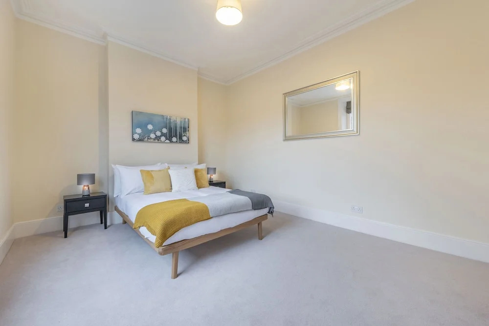 Charming 1BR apt in victorian building close to Hampstead Heath (DP3)