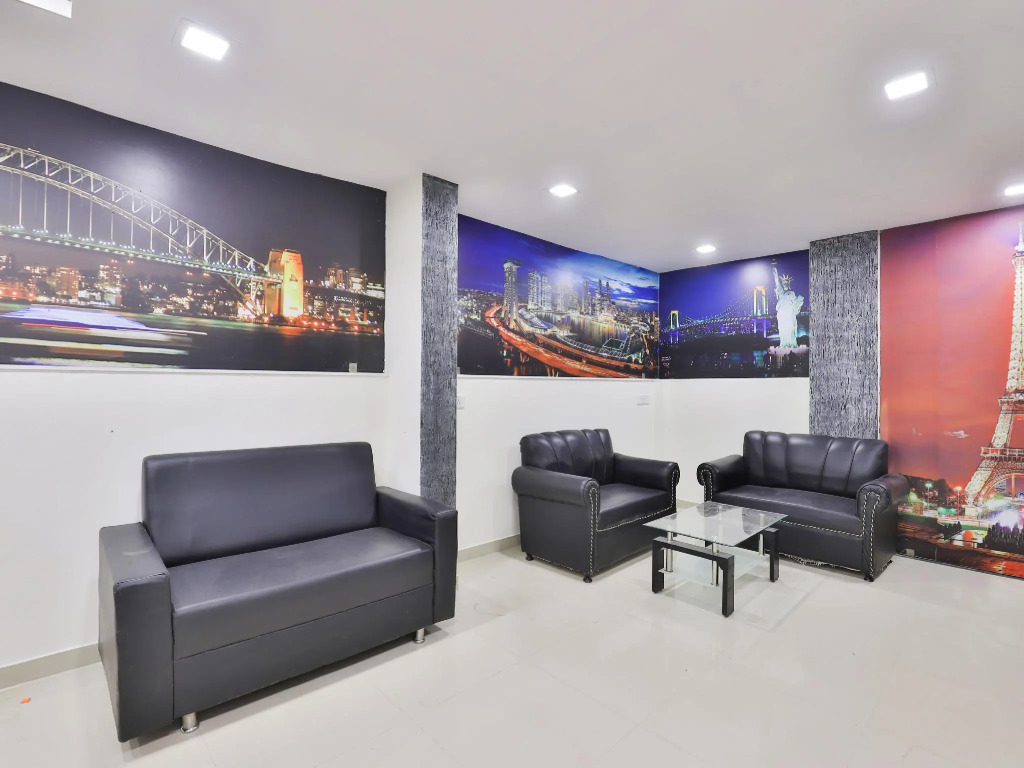 OYO 16826 Hotel Marvel Inn