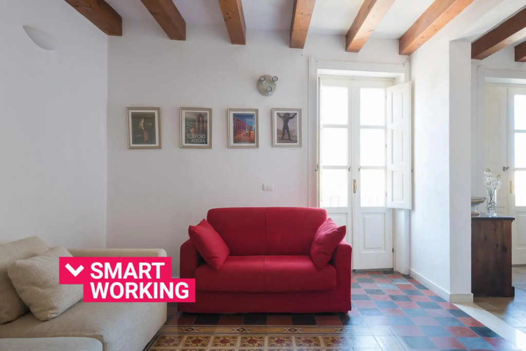 Aretusa Apartment With Balcony by Wonderful Italy