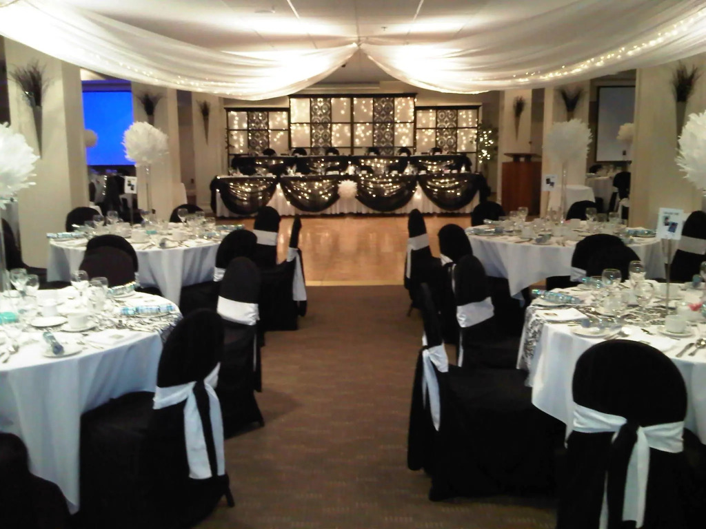 Cambridge Hotel and Conference Centre