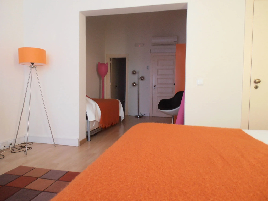Evora Inn