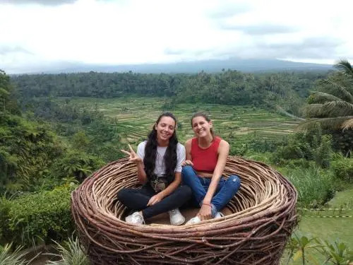 Mahagiri Resort & Restaurant