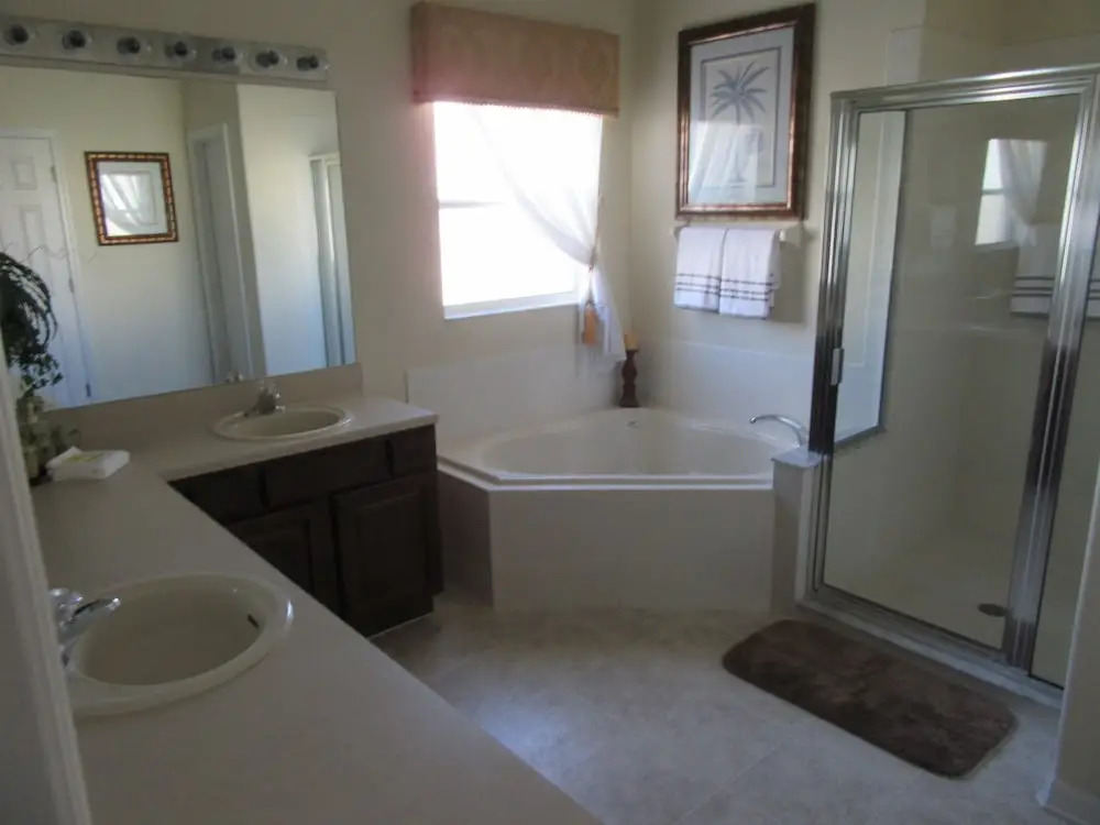Glenbrook 5 Bed / 4 Bath Home