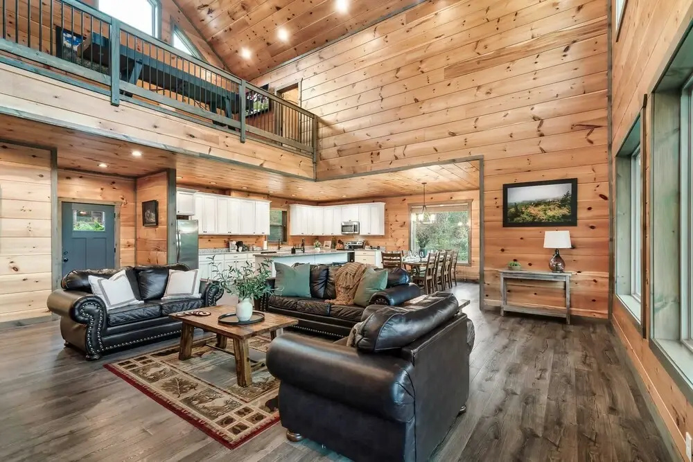 Smoky Horizon by Avantstay Game Room, Movie Theater, Deck w Hot Tub Views!