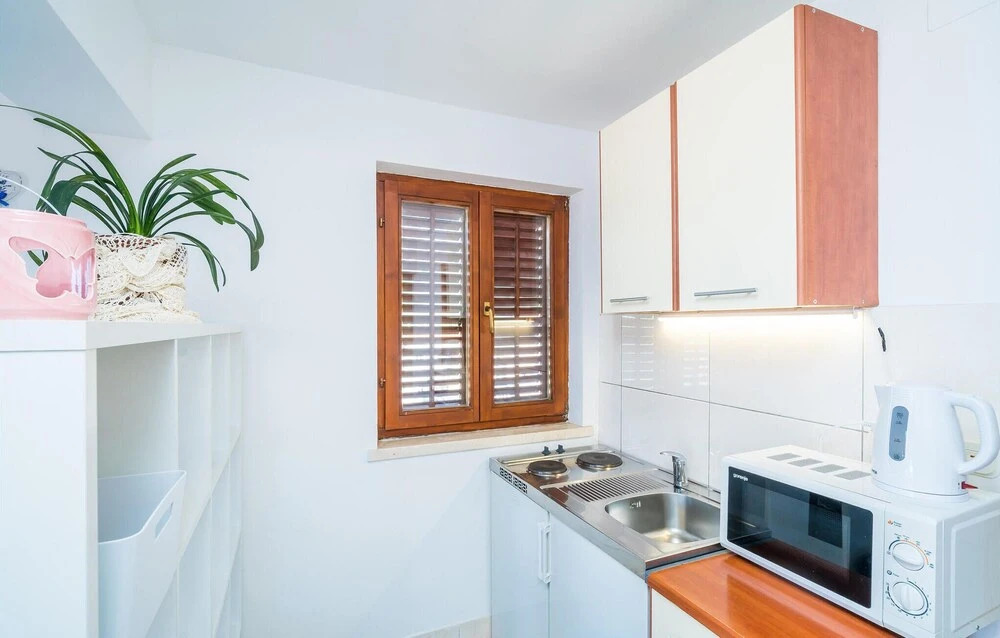 Stunning Apartment in Cavtat With 1 Bedrooms and Wifi