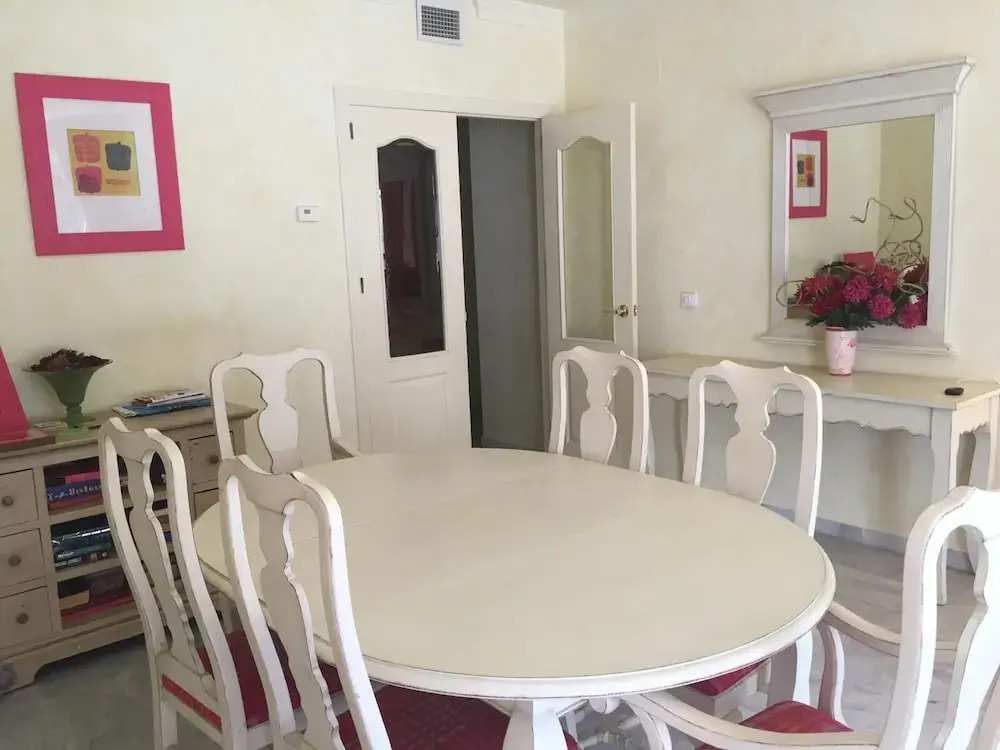 Beautiful 4 Bedroom Duplex Apartment