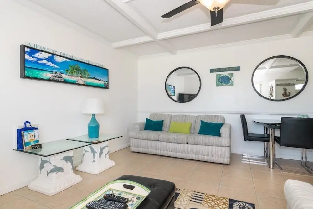 Palm Cay 3