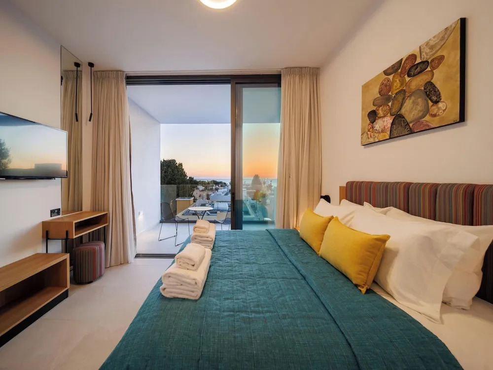 Regency Boutique Hotel Holiday Suites