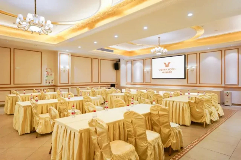 Vienna Hotel Guangdong Zhongshan Tanzhou