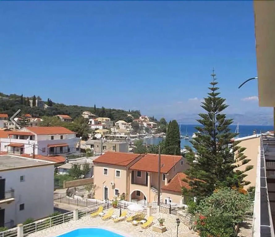 Nikiforos Apartments
