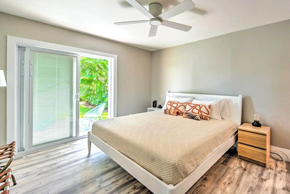 Home Close to Naples Beach - Pets Welcome!