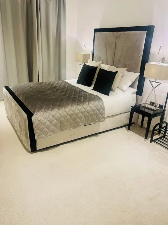 St Albans City Retreat - 2 Bed Apartment