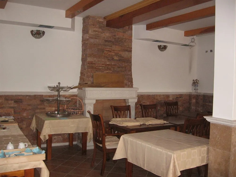 Apartments and Rooms Levantin Inn