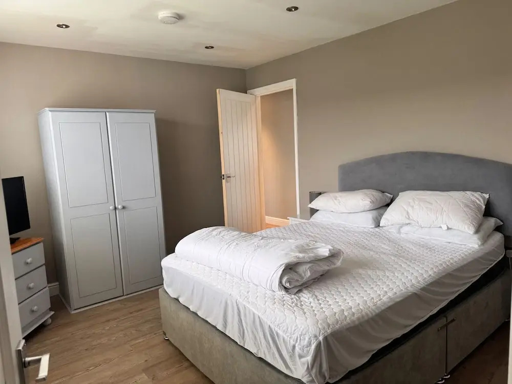 Pet-Friendly - 2 Bedrooms Bungalow hot tub parking