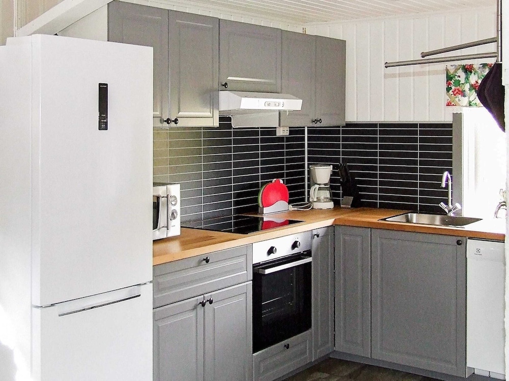 6 person holiday home in Storfosna-By Traum