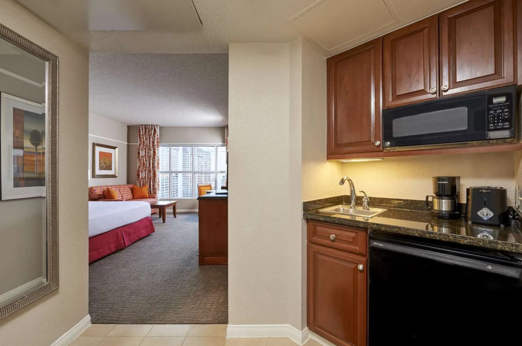 Suites at HGVC at the Flamingo Las Vegas Strip
