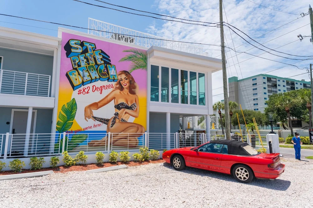 The Saint Hotel