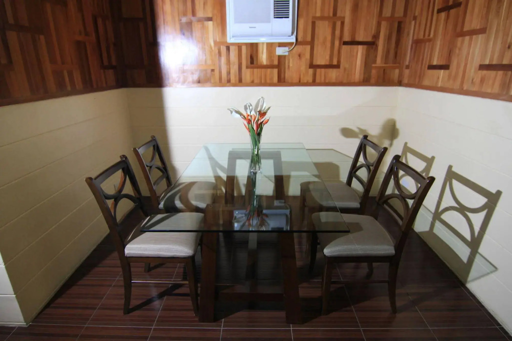Sol Y Viento Mountain Hot Springs Resort