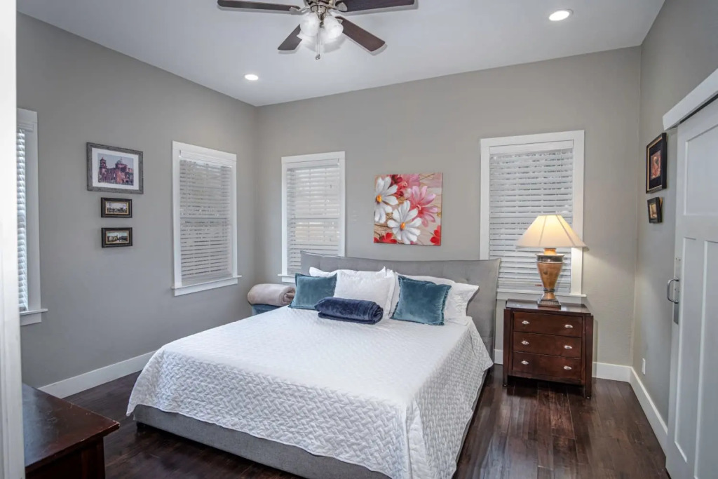 Southtown Classic 3BR/2BA mins from Downtown