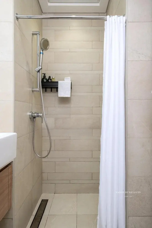 10mins From Dubai Mall Studio With a Large Balcony