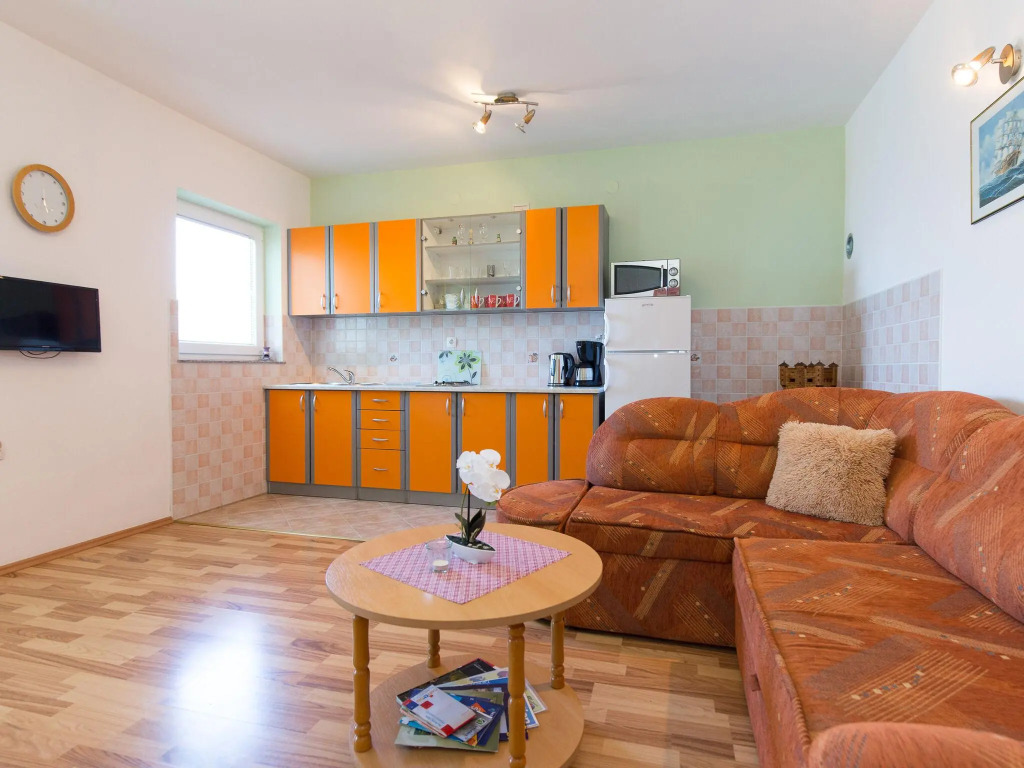 Apartment in Senj Near the Sea & Pool