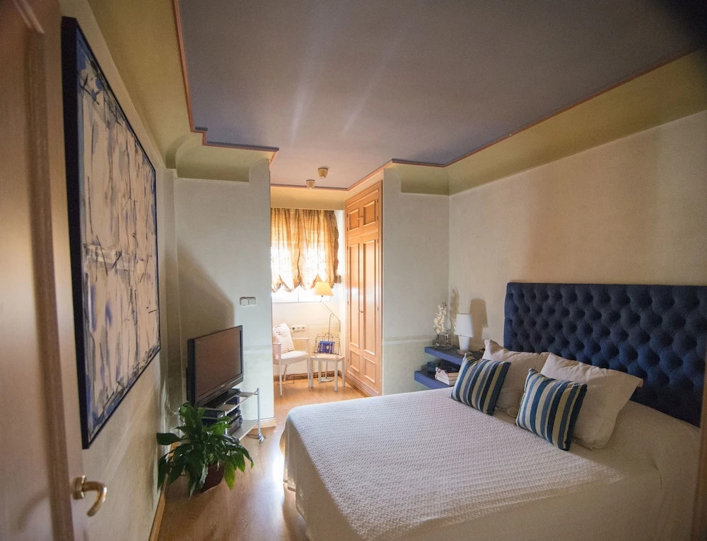 ChezmoiHomes Reyes Catolicos Penthouse